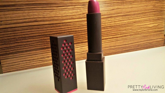 Burts-Bees-Lipstick-Fuschia-Flood